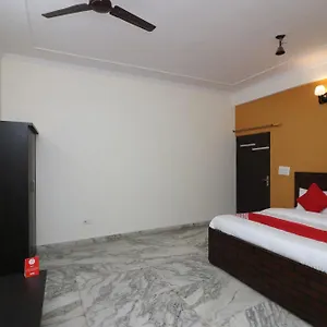 4* Hotel Collection O Delta Square