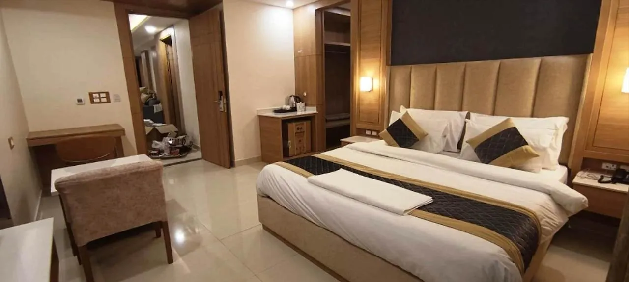Hotel Sakura By Maps Gurgaon