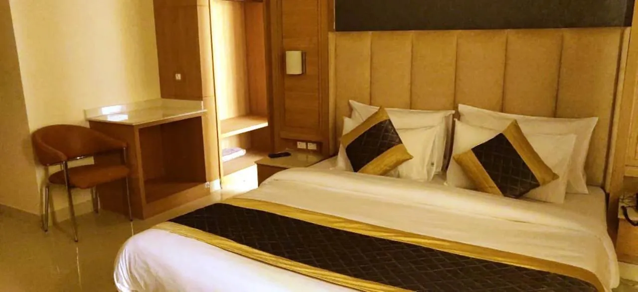 ****  Hotel Sakura By Maps Gurgaon India