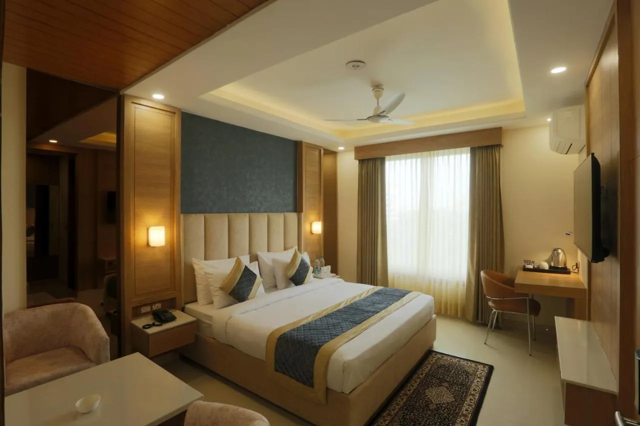 Hotel Sakura By Maps Gurgaon 4*,  India