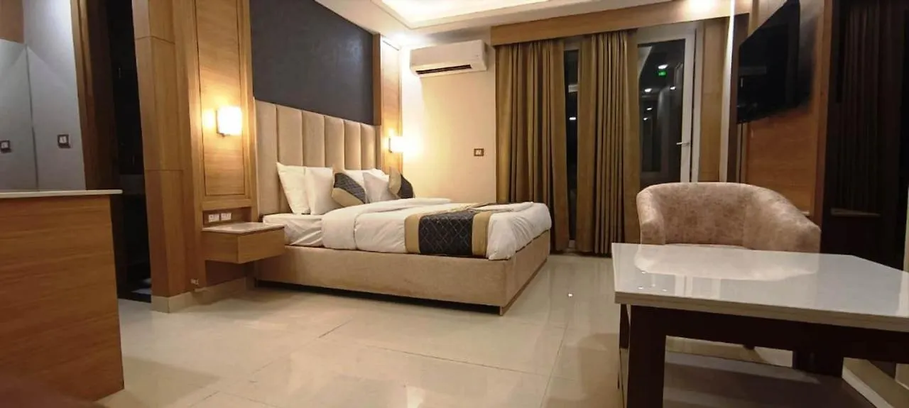 Hotel Sakura By Maps Gurgaon